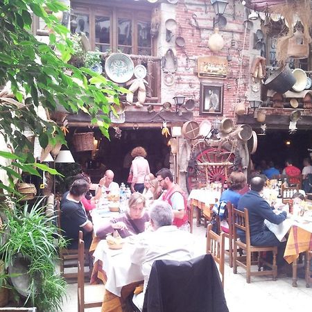 Hotel Restaurante Museo La Posada De Ubeda エクステリア 写真